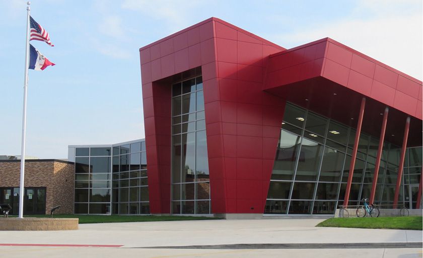 Linn-Mar High School